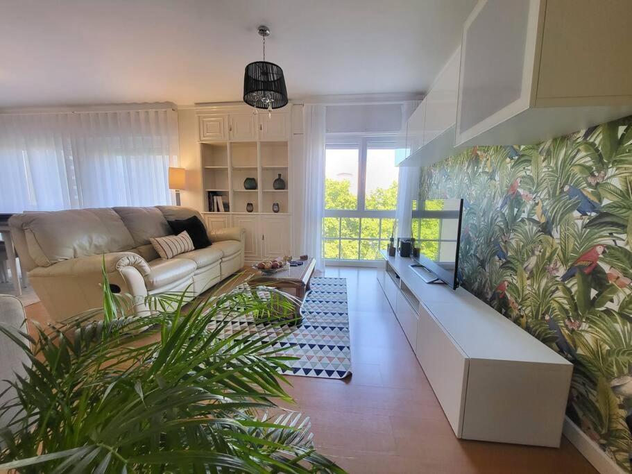 Apartamento Family-friendly Flat 2br 2ba Metro Telheiras *