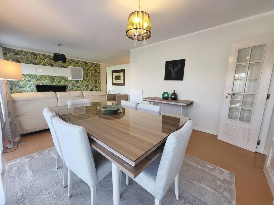 Apartment Family-friendly Flat 2br 2ba Metro Telheiras Lisbon